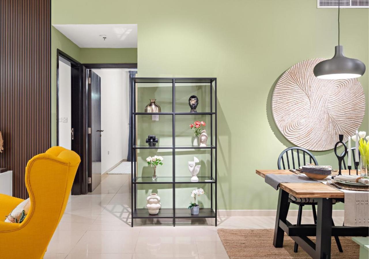 Marina Lux Sleeps 8 Near Dubai